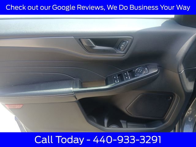 Used 2023 Ford Escape Active w/ Cold Weather Package FWD image 18