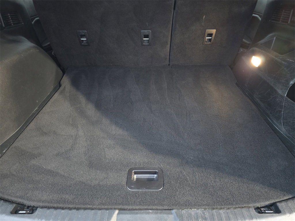 Used 2021 Ford Edge SE w/ Cargo Accessory Package image 21