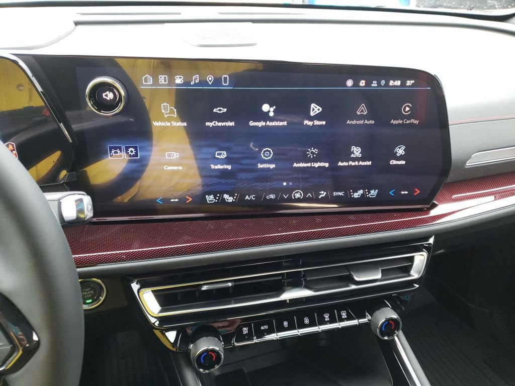 New 2026 Chevrolet Traverse RS w/ LPO, Floor Liner Package image 16