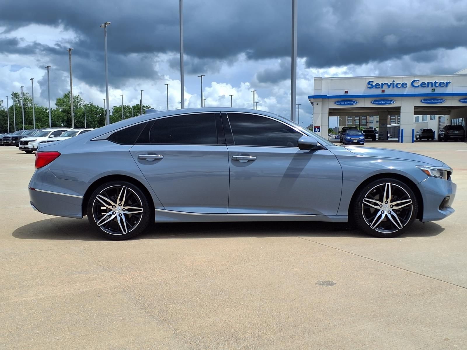 Used 2022 Honda Accord Touring image 8