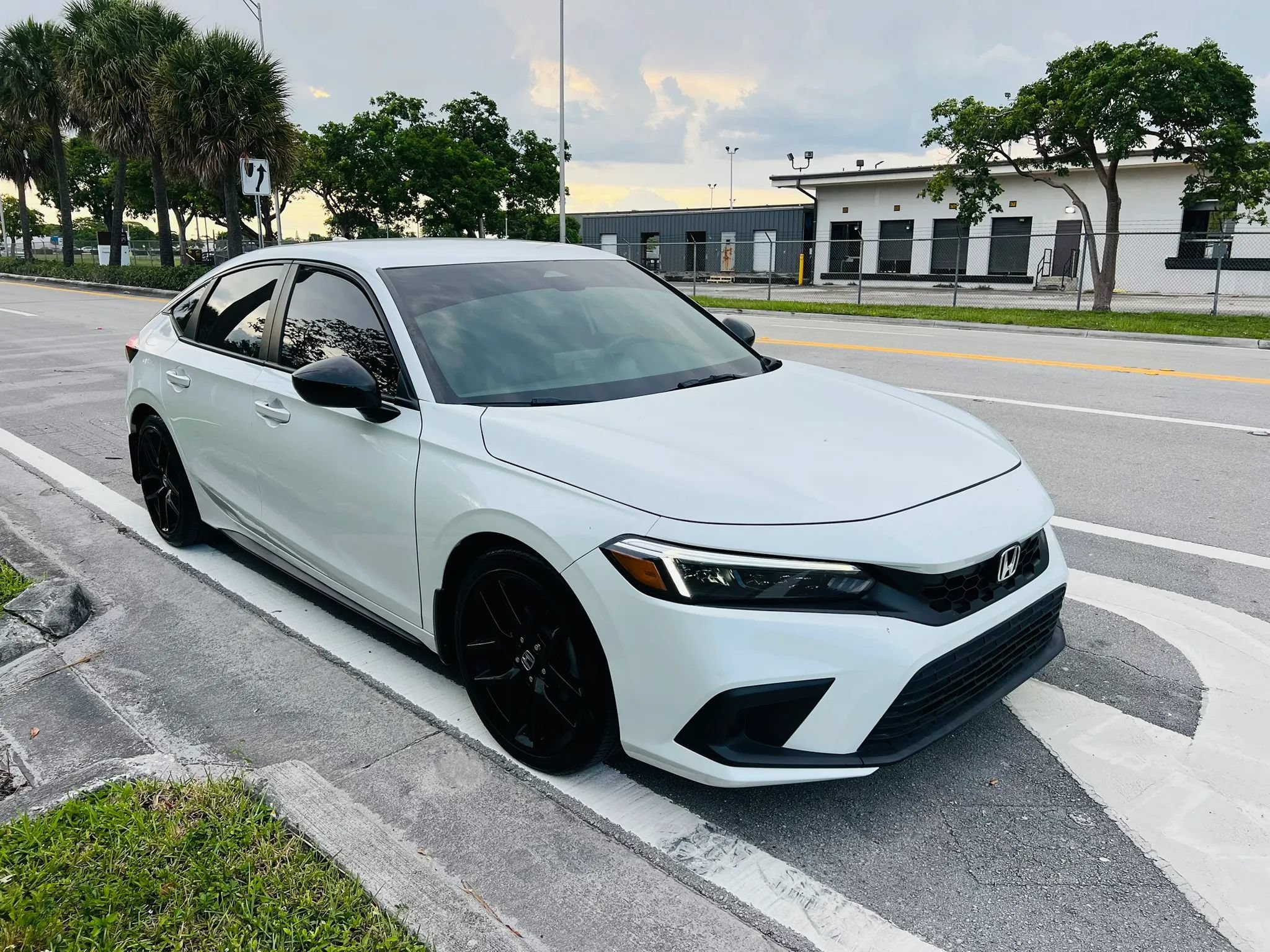 Used 2024 Honda Civic Sport image 7
