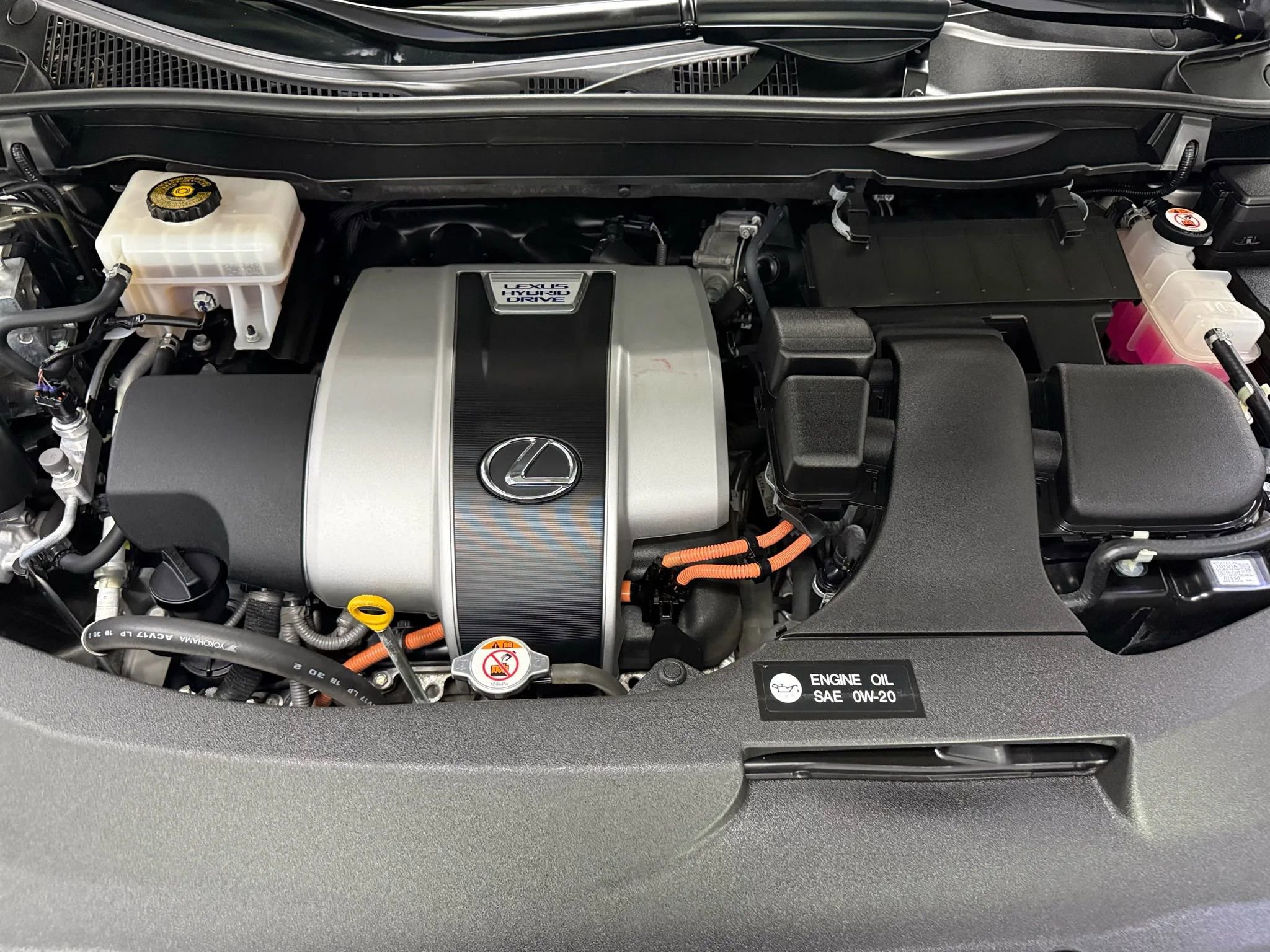 Used 2018 Lexus RX 450h AWD w/ Premium Package image 27