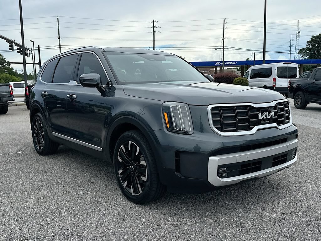 Used 2023 Kia Telluride SX FWD image 2