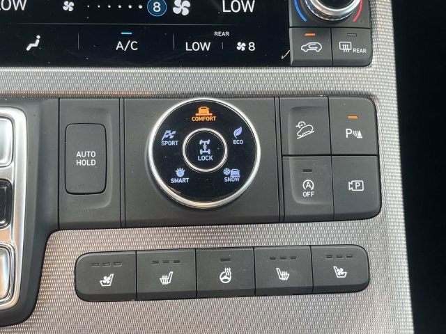Certified 2025 Hyundai Palisade Calligraphy AWD/4WD image 40