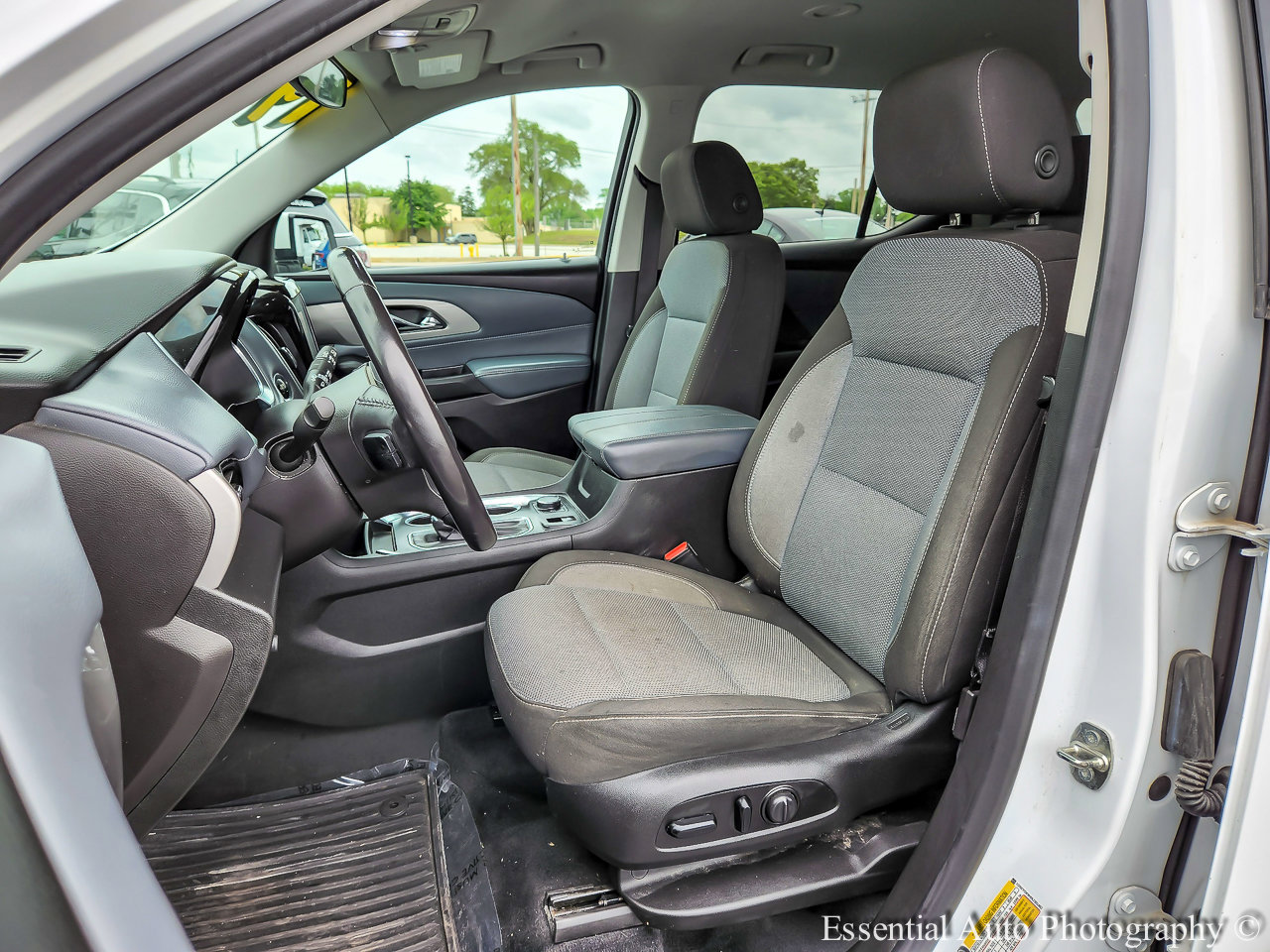Used 2019 Chevrolet Traverse LT AWD/4WD image 7