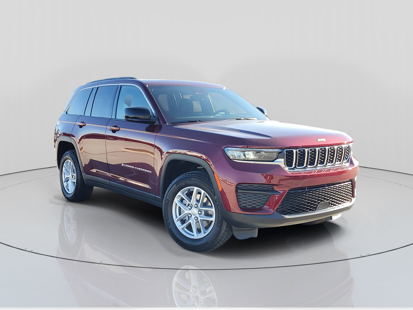New 2025 Jeep Grand Cherokee Laredo X