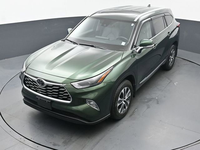 Certified 2023 Toyota Highlander XLE image 45
