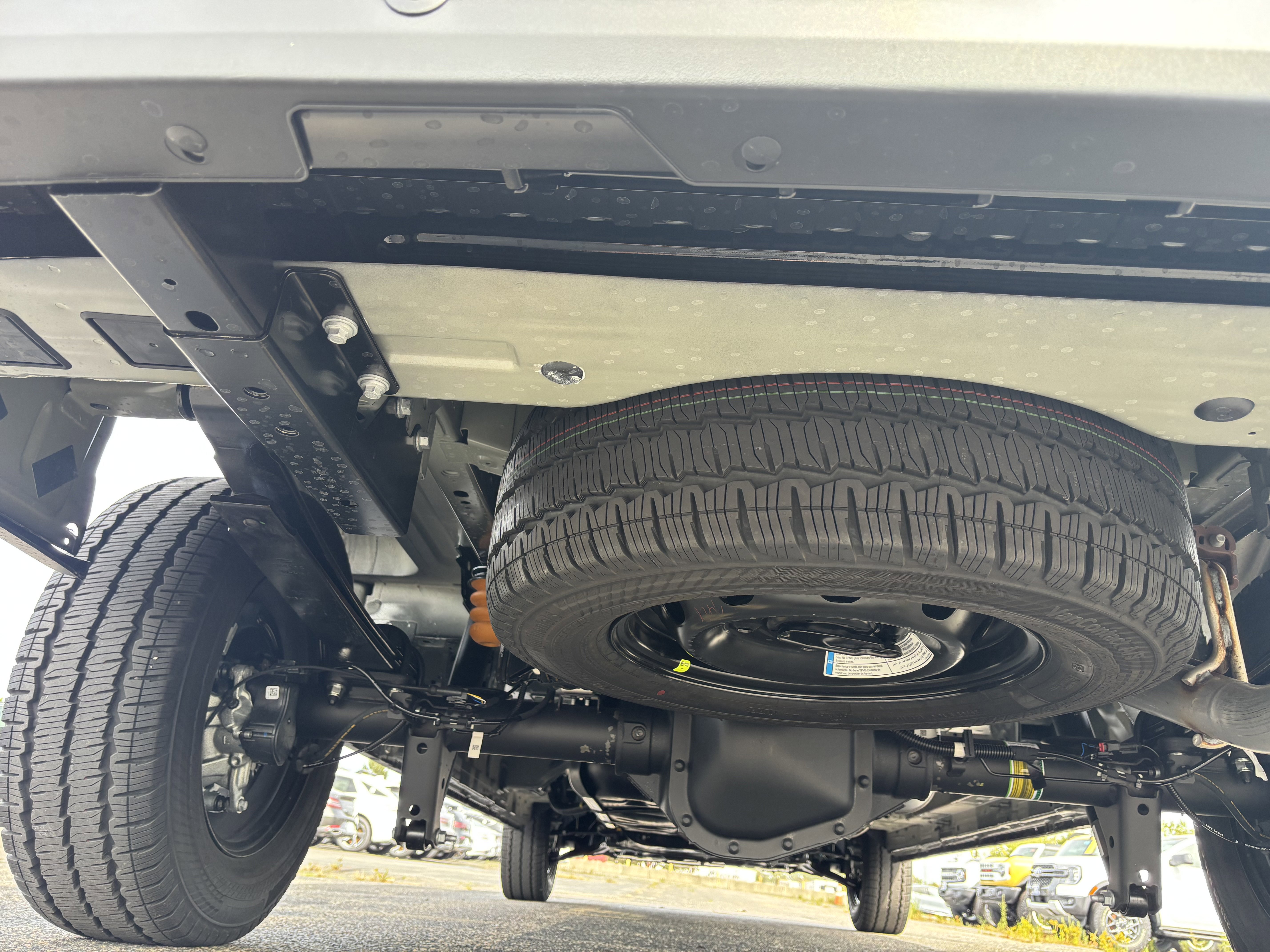 New 2025 Ford Transit 250 148 Medium Roof image 21