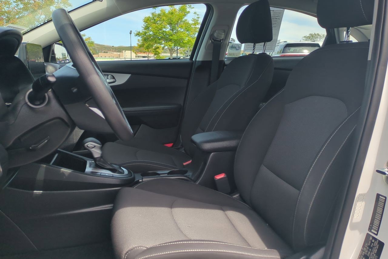 Certified 2023 Kia Forte LXS image 19