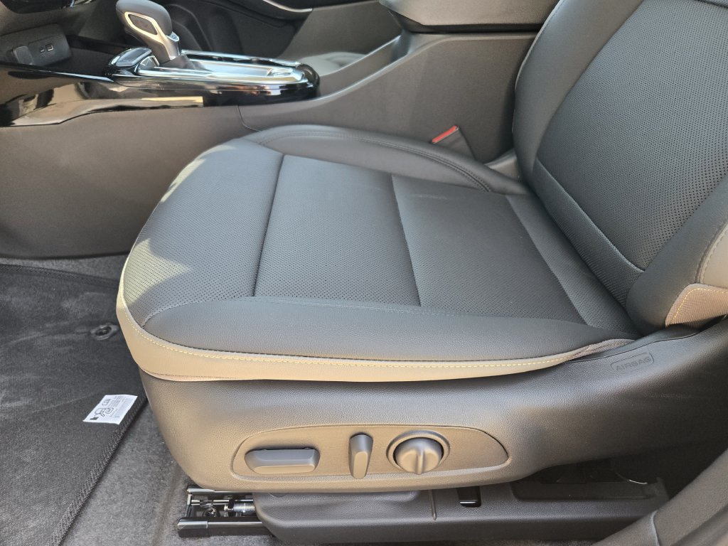 New 2026 Chevrolet Trax ACTIV w/ Driver Confidence Package FWD image 20