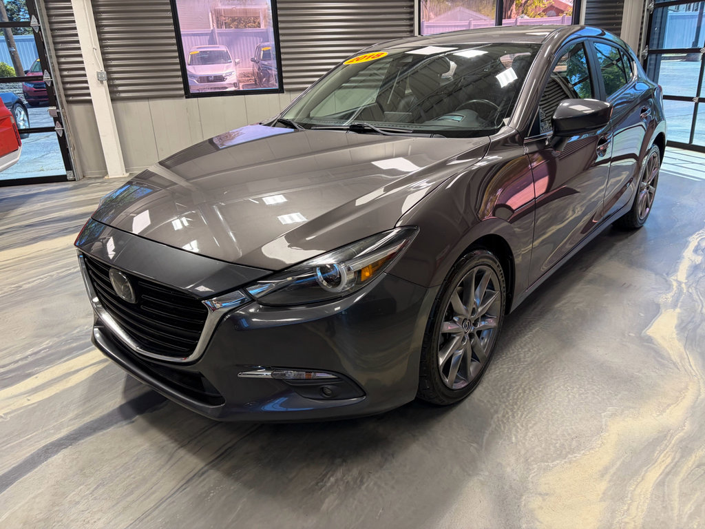 Used 2018 MAZDA MAZDA3 Grand Touring w/ Premium Equipment Package image 3