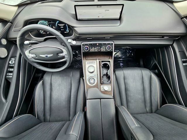 Used 2023 Genesis GV80 2.5T w/ Prestige 20" Package image 27