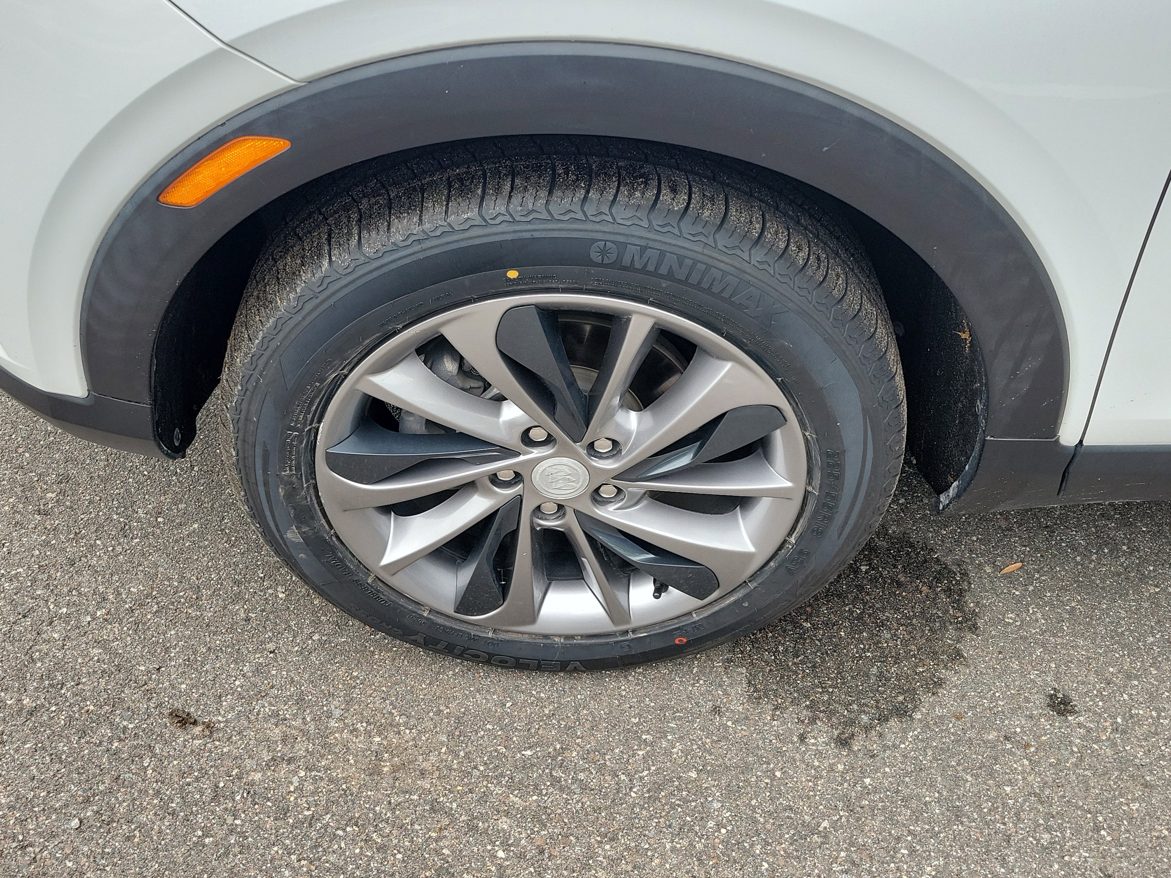 Used 2020 Buick Encore GX Select FWD image 35