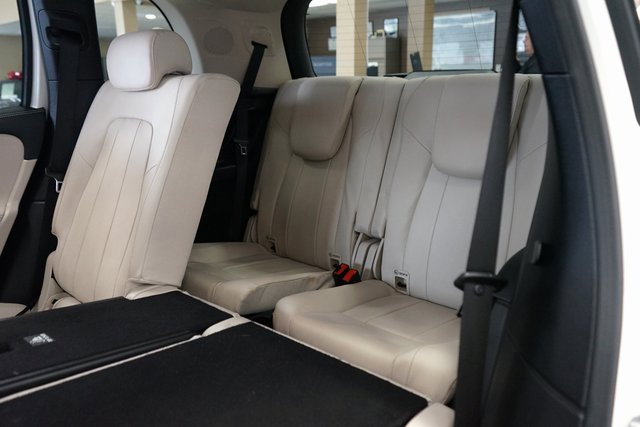 Used 2021 Mercedes-Benz GLB 250 GLB 250 image 12