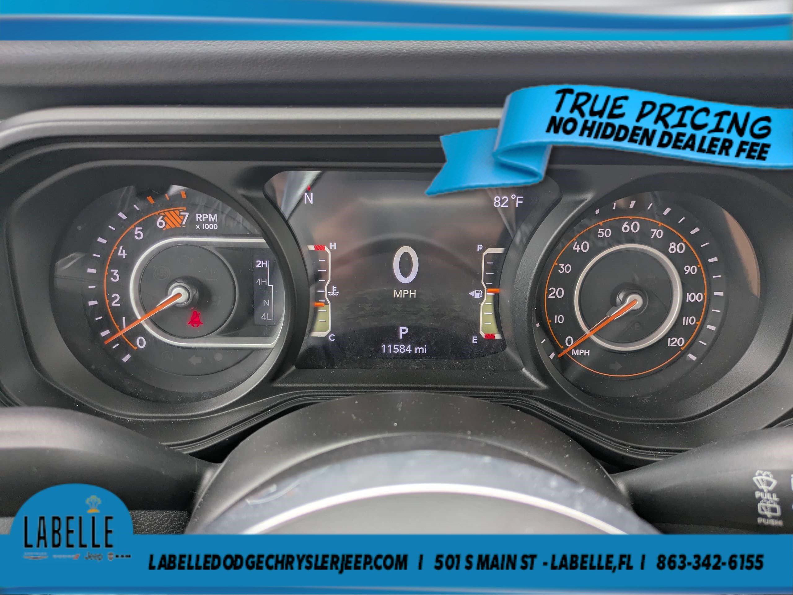 Used 2026 Jeep Wrangler Unlimited Sahara AWD/4WD image 21