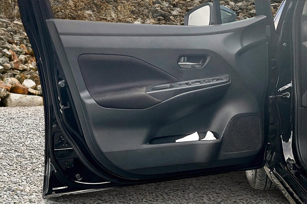 Used 2021 Nissan Versa SV image 21