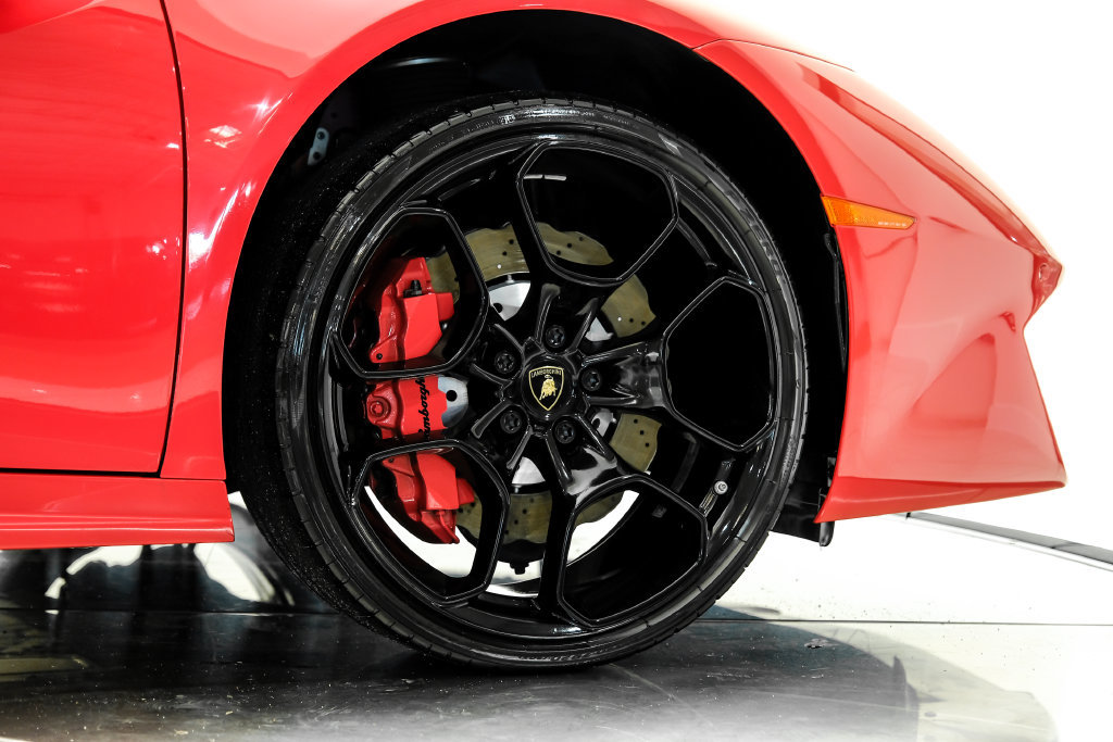 Used 2018 Lamborghini Huracan LP 580-2 RWD image 53