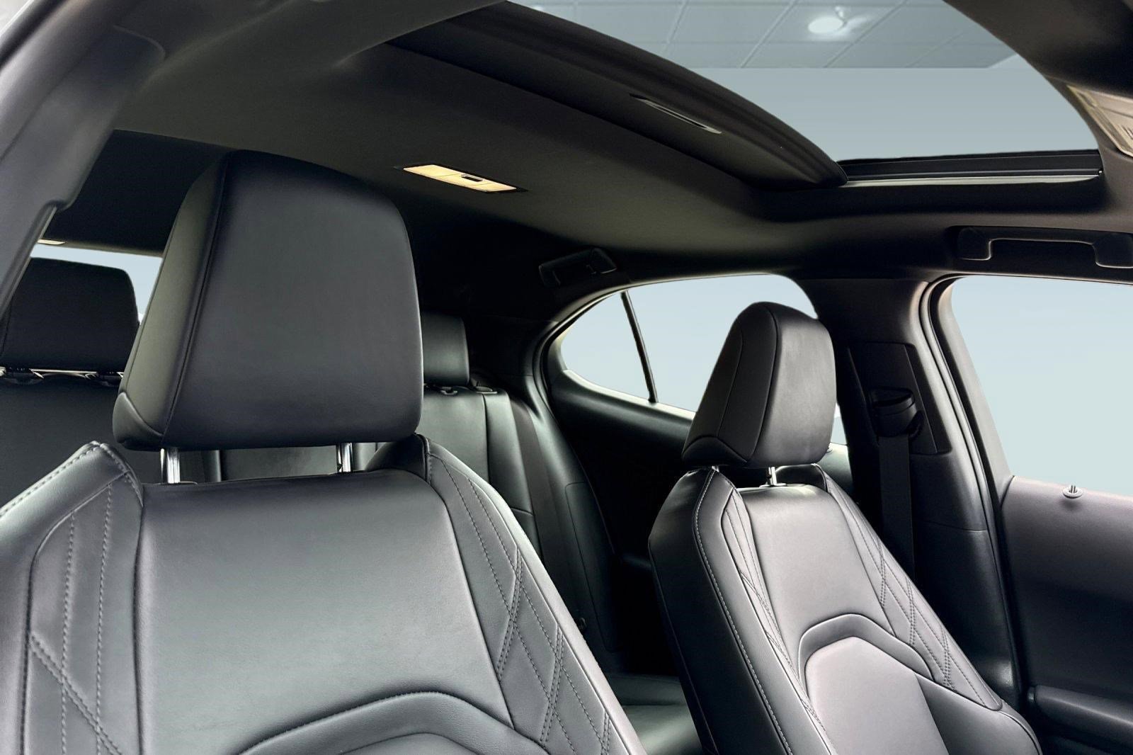 Certified 2025 Lexus UX 300h FWD w/ Accessory Package (Z2) image 25