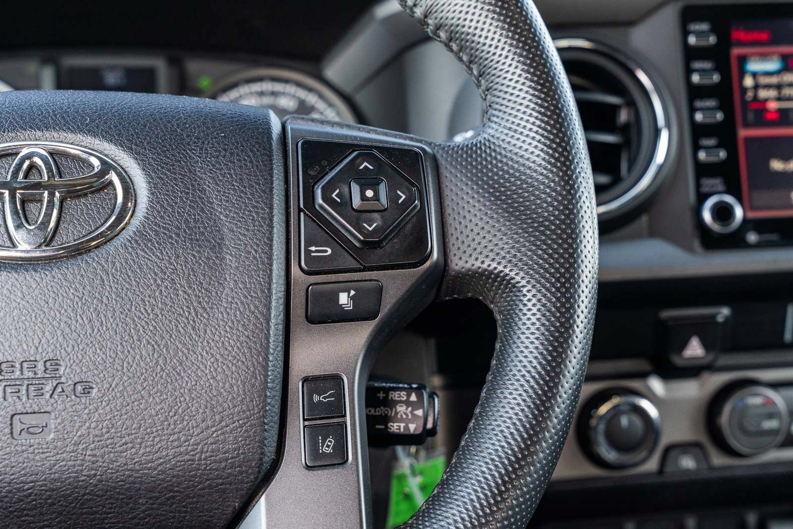Used 2021 Toyota Tacoma TRD Off-Road AWD/4WD image 28