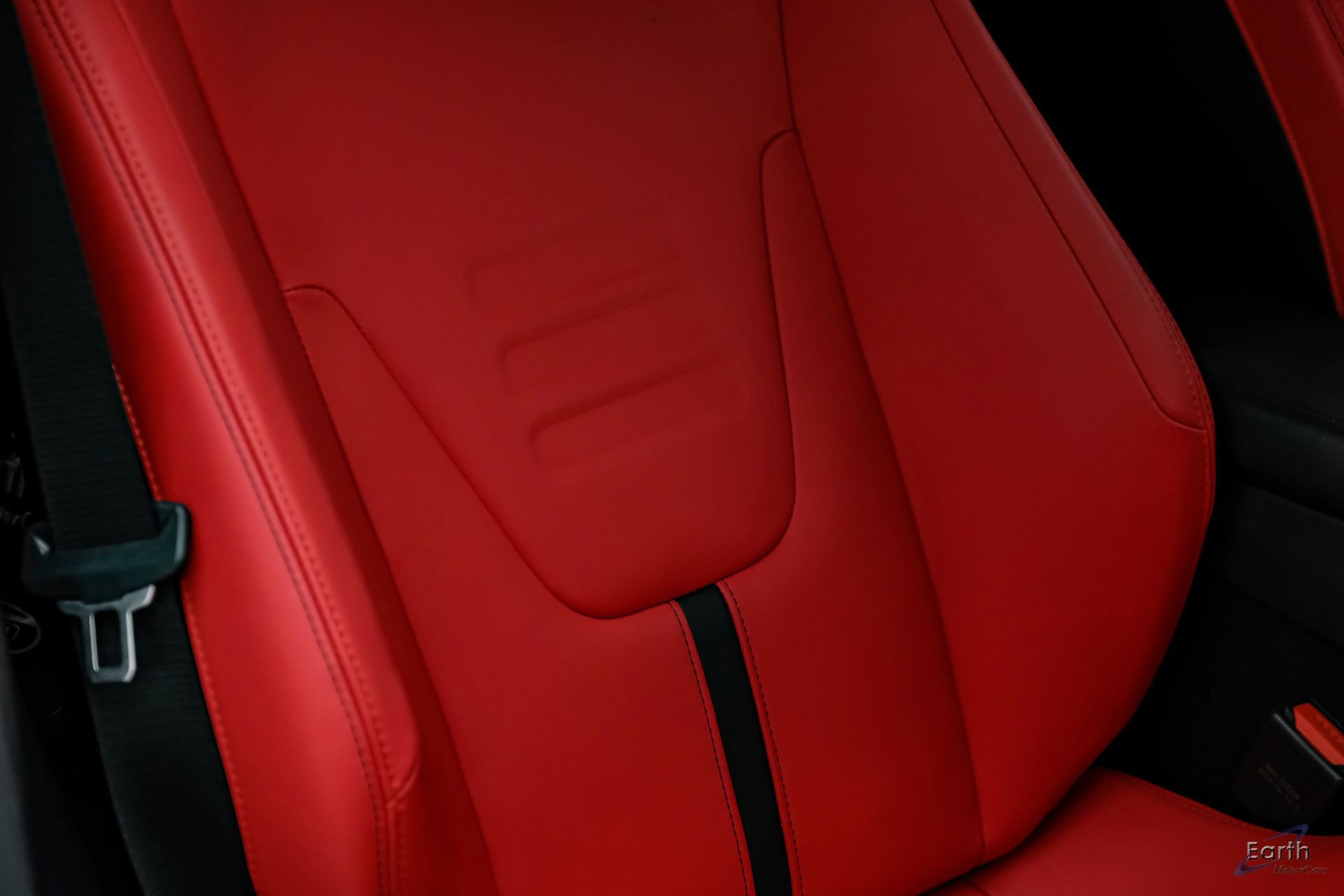 Used 2025 Lotus Emira RWD image 58