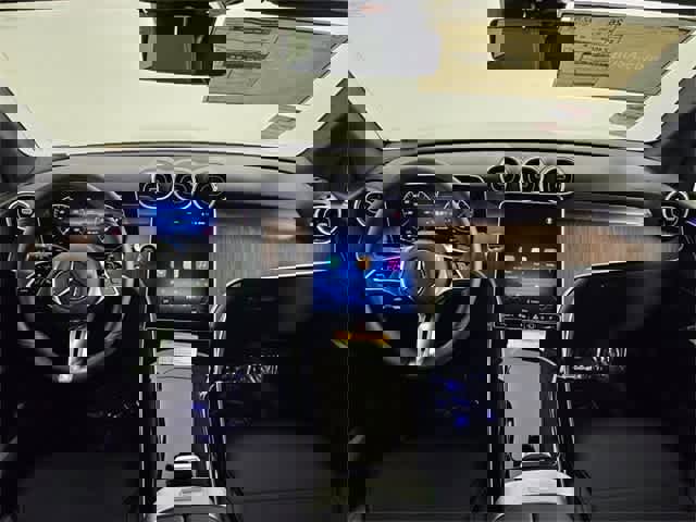 Certified 2025 Mercedes-Benz GLC 300 4MATIC image 15