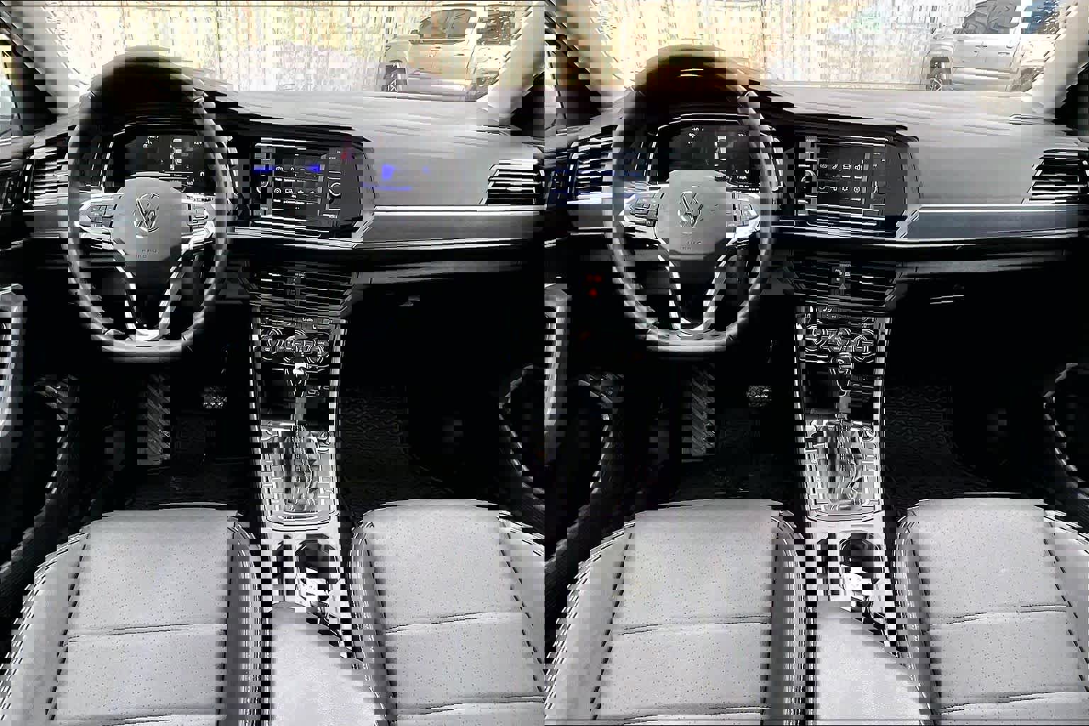 Used 2023 Volkswagen Jetta SE FWD image 15