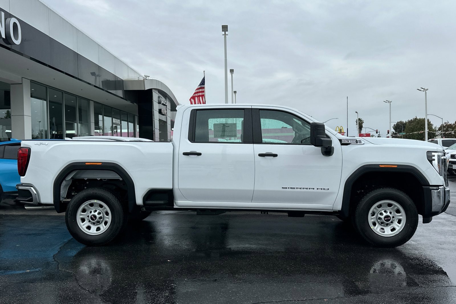 New 2026 GMC Sierra 3500 Pro image 4