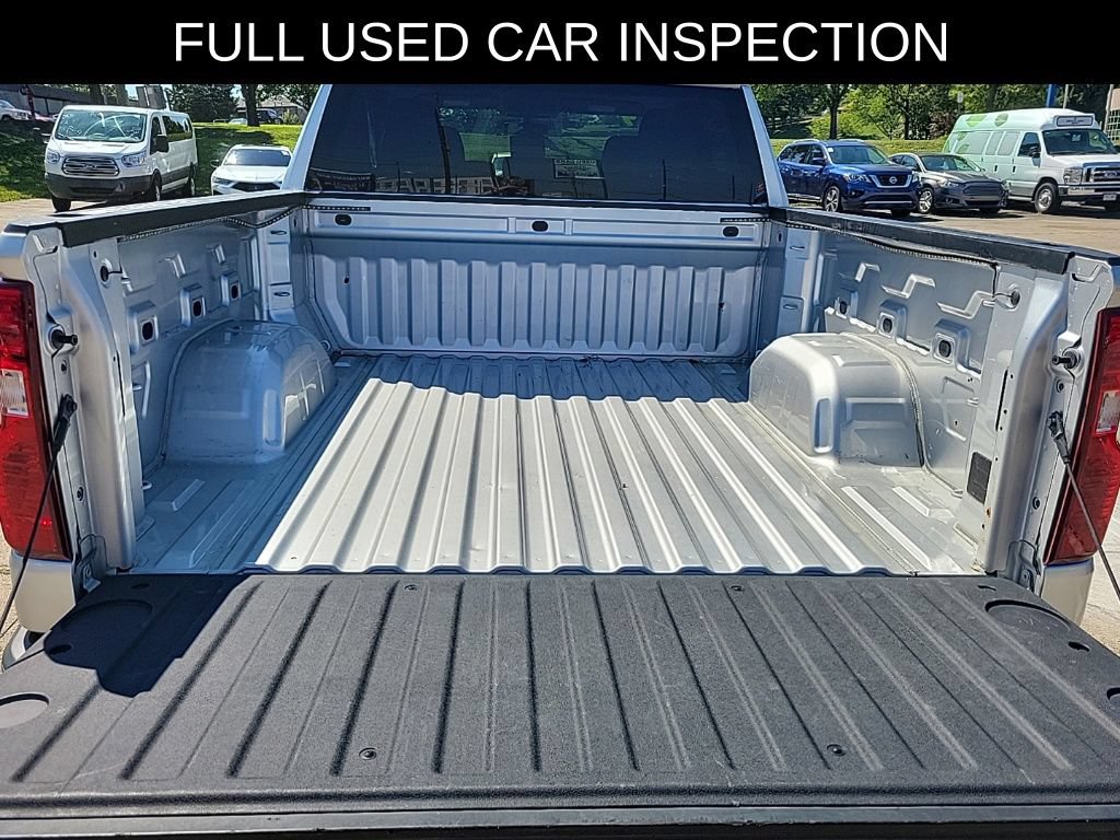 Used 2019 Chevrolet Silverado 1500 LT w/ All-Star Edition AWD/4WD image 6