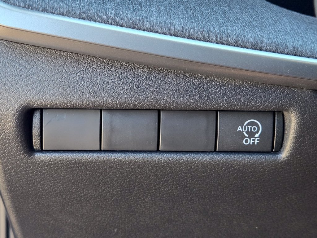 New 2027 Nissan Kicks SV w/ SV Premium Package FWD image 33