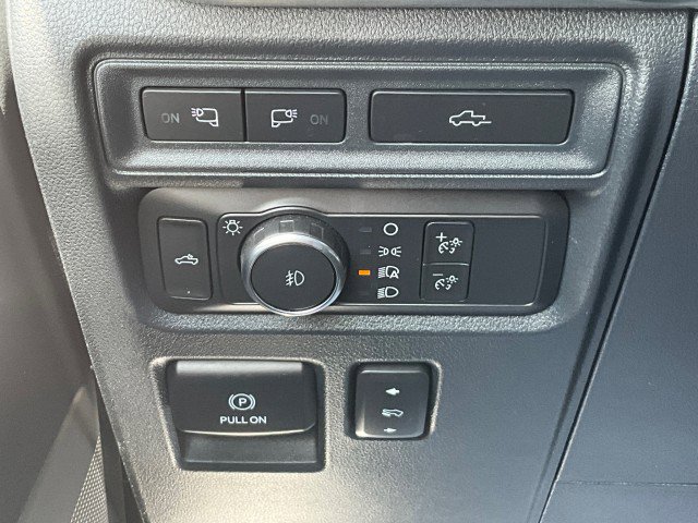 Used 2022 Ford F150 Lariat image 15