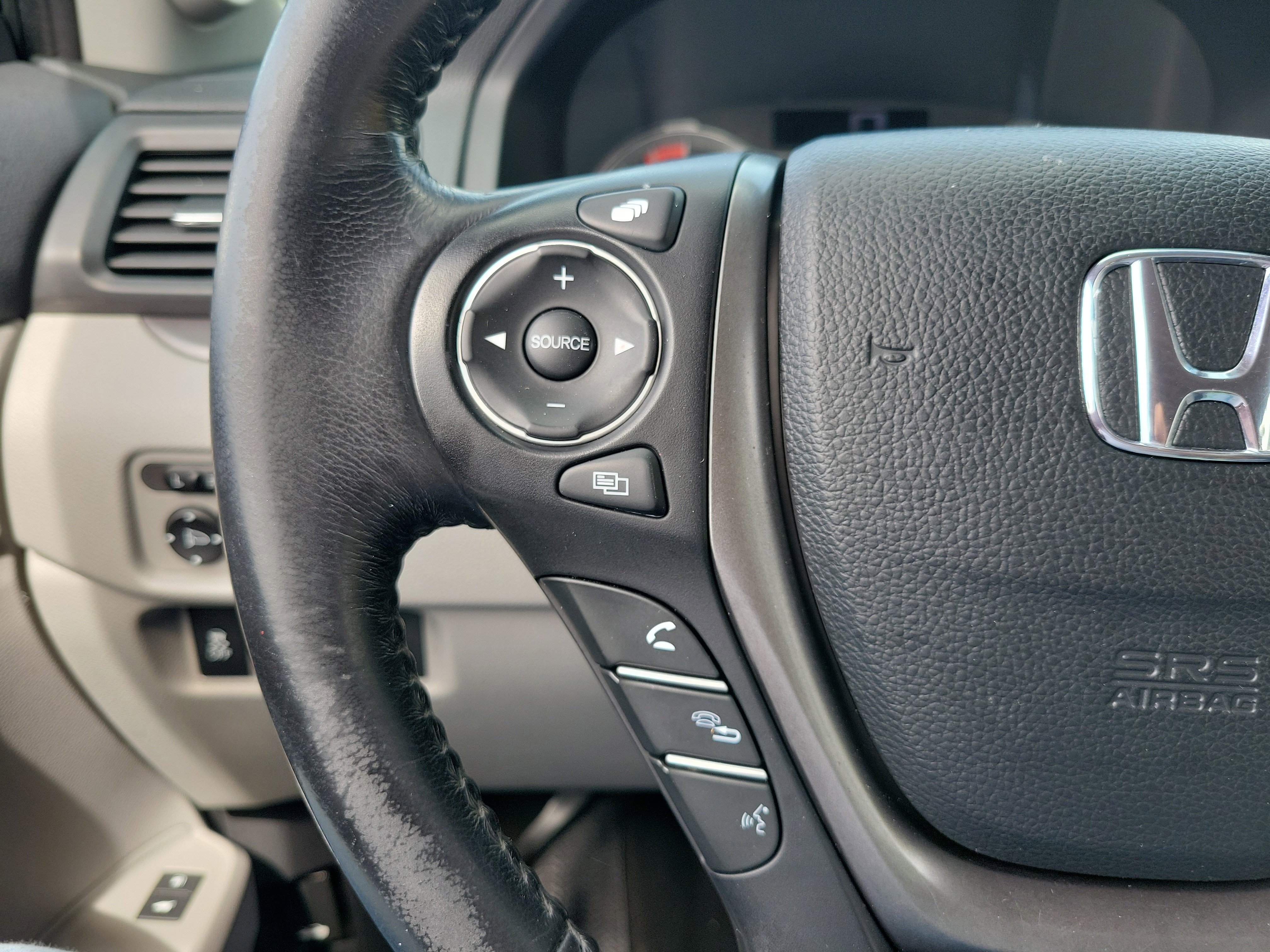 Used 2018 Honda Pilot EX-L image 32