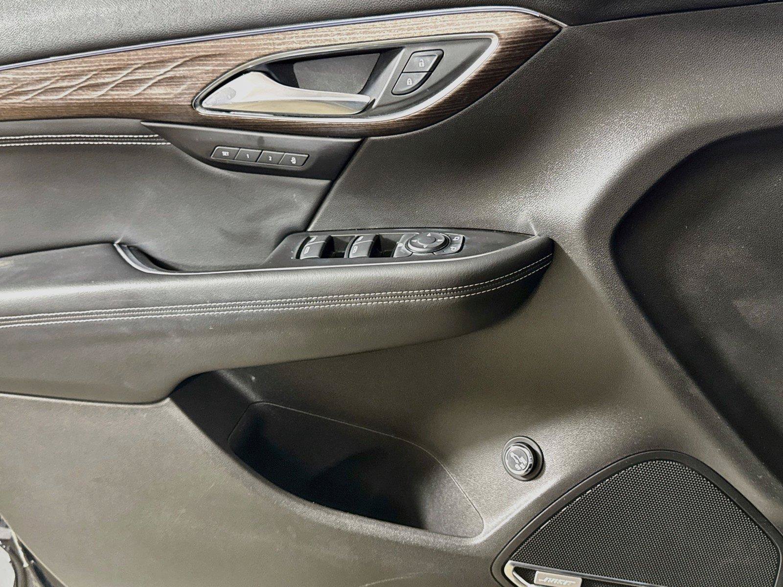 Certified 2022 Buick Envision Avenir w/ Technology Package II FWD image 48