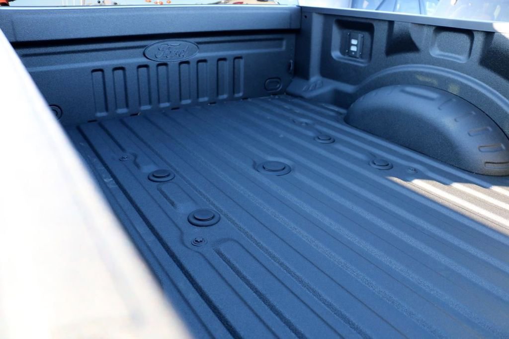 New 2026 Ford F250 Lariat w/ Black Appearance Package image 11