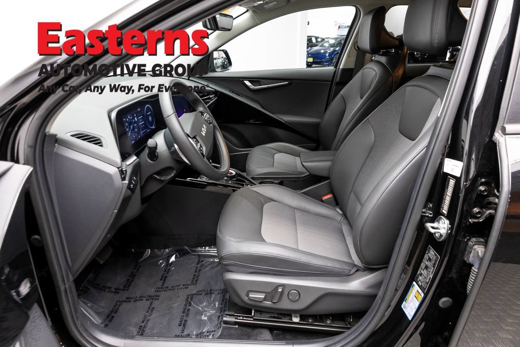 Used 2024 Kia Niro Wind FWD image 14
