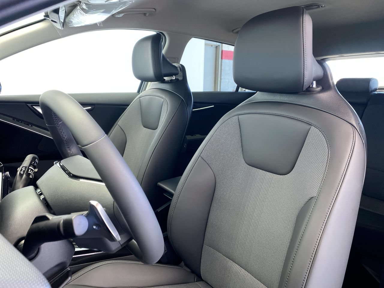 New 2026 Kia Niro Wind FWD image 19