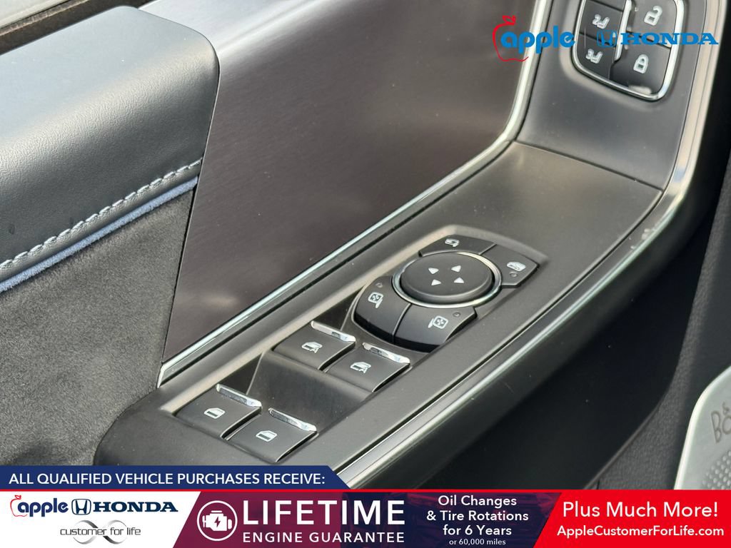 Used 2024 Ford F150 Platinum w/ Equipment Group 702A High AWD/4WD image 9