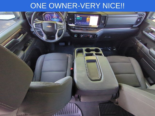 Used 2023 Chevrolet Silverado 1500 LT AWD/4WD image 33