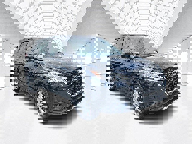 New 2025 Nissan Kicks Play S image 3