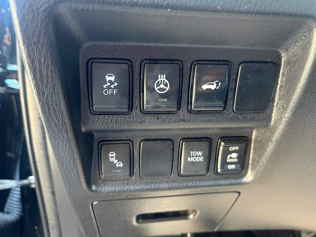 Used 2019 Nissan Pathfinder SL AWD/4WD image 23
