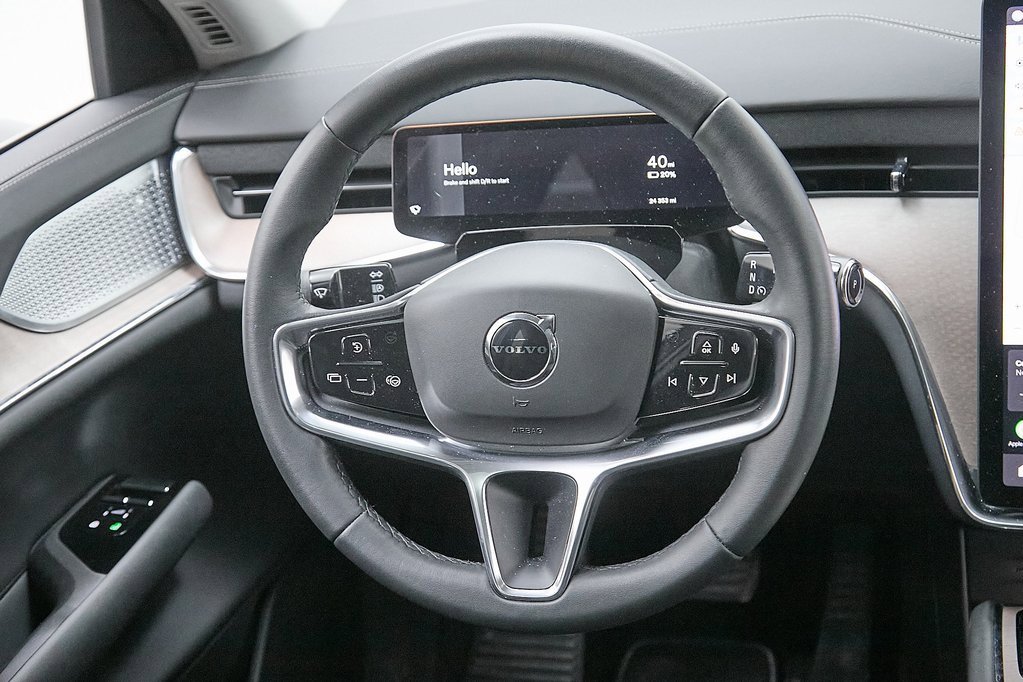 Certified 2025 Volvo EX90 Ultra image 32