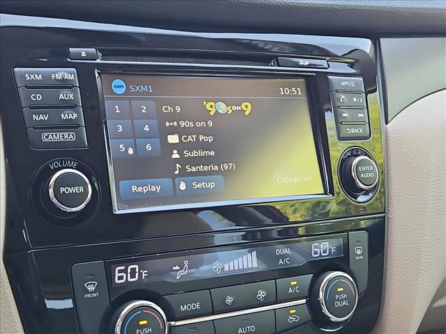 Used 2015 Nissan Rogue SV w/ SV Premium Package FWD image 21