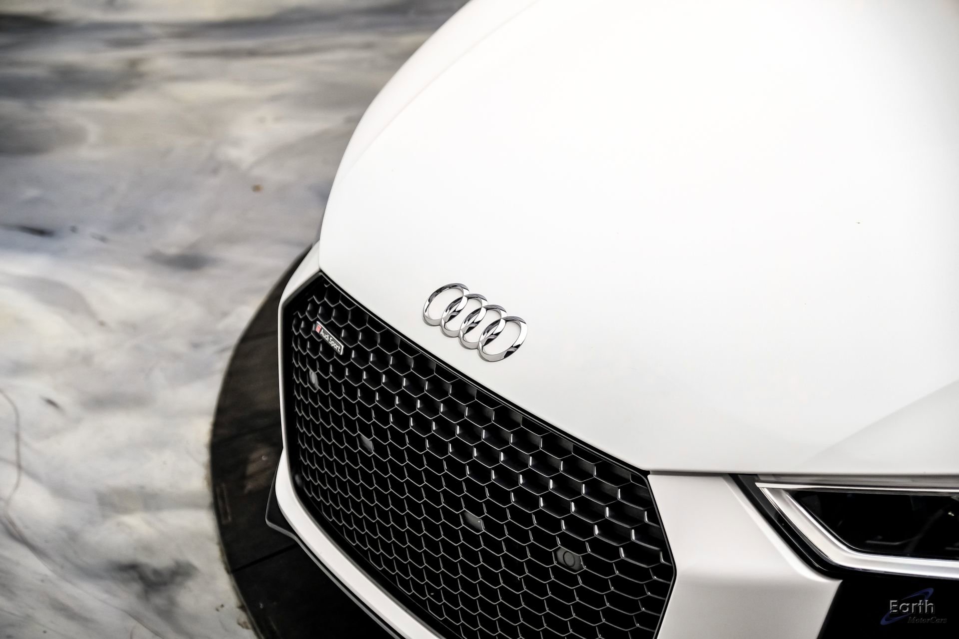 Used 2018 Audi R8 V10 image 38