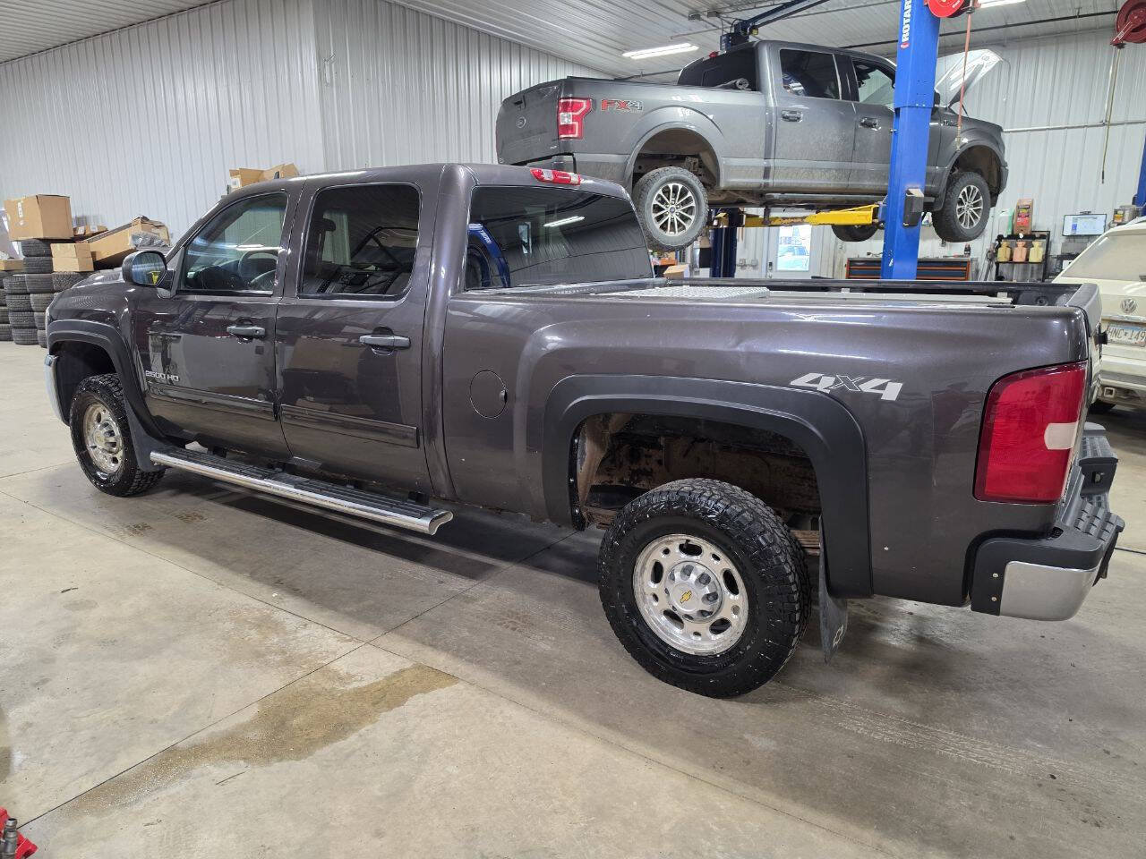Used 2010 Chevrolet Silverado 2500 LT AWD/4WD image 5