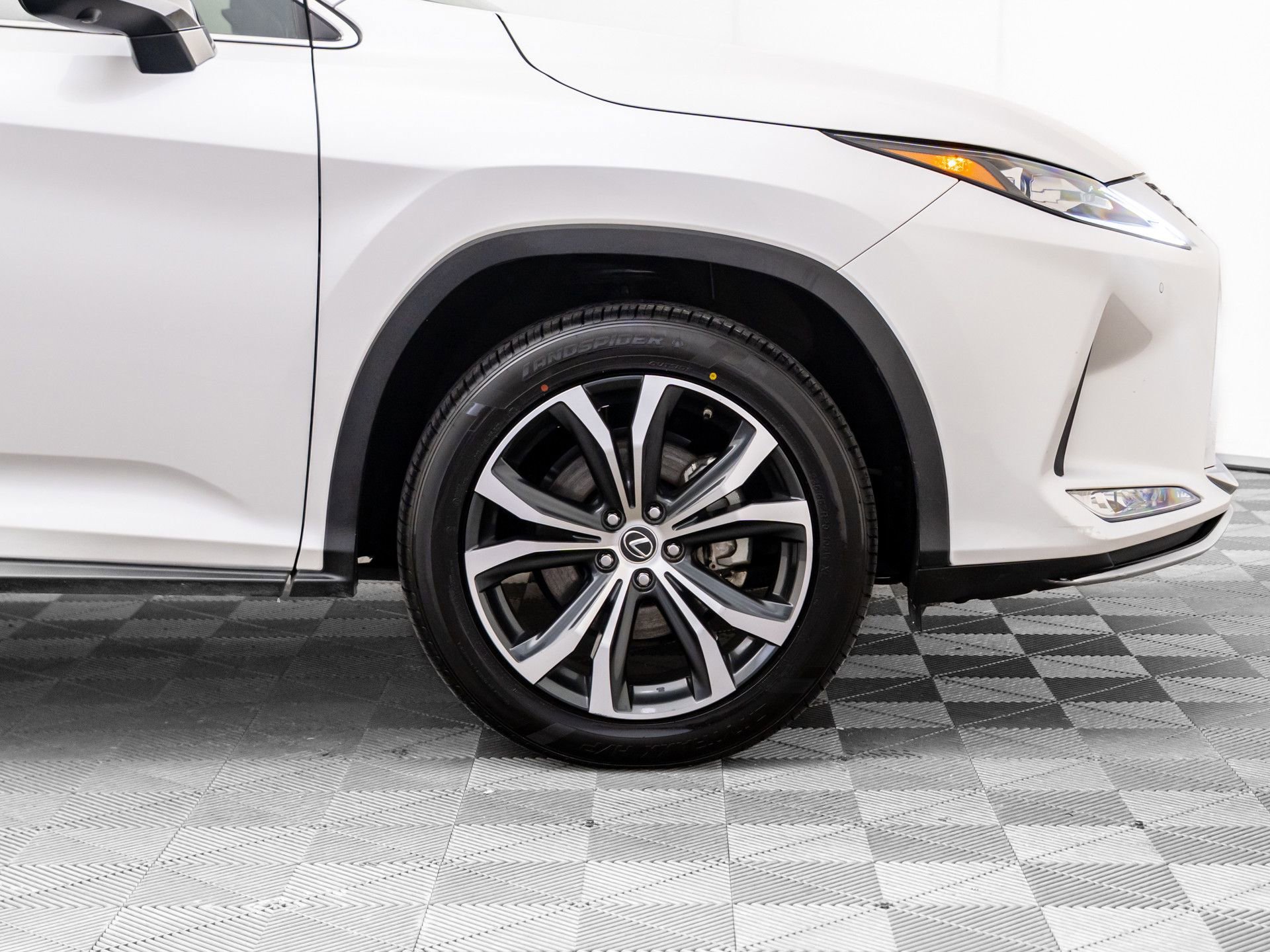 Used 2022 Lexus RX 450h 450h image 32