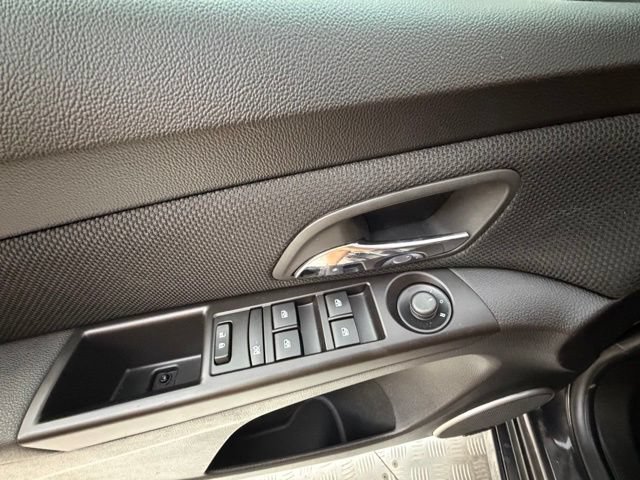Used 2015 Chevrolet Cruze LTZ w/ Sun, Sound and Sport Package FWD image 29