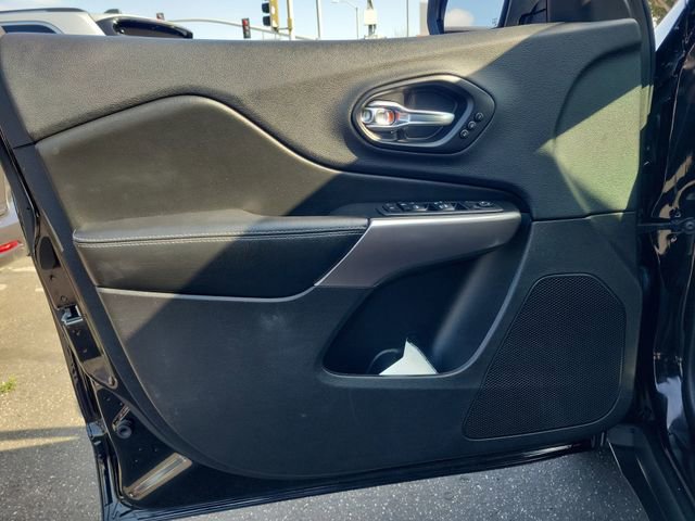 Certified 2019 Jeep Cherokee Limited FWD image 19