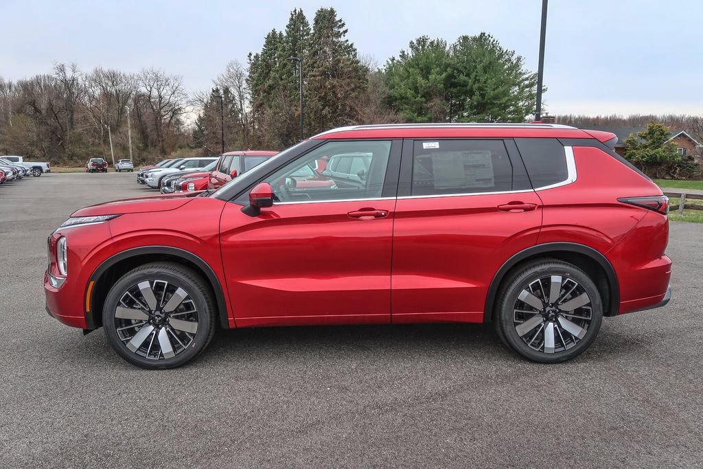 New 2026 Mitsubishi Outlander SEL AWD/4WD image 2