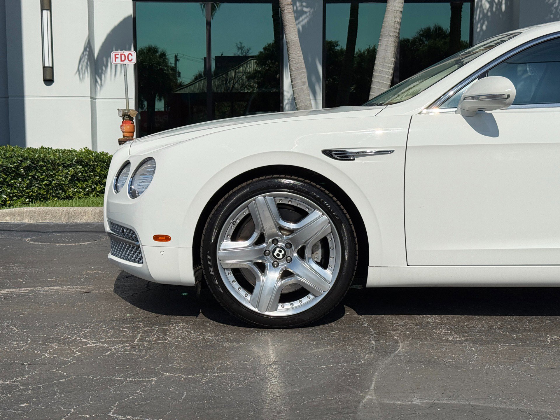 Used 2014 Bentley Flying Spur W12 AWD/4WD image 13