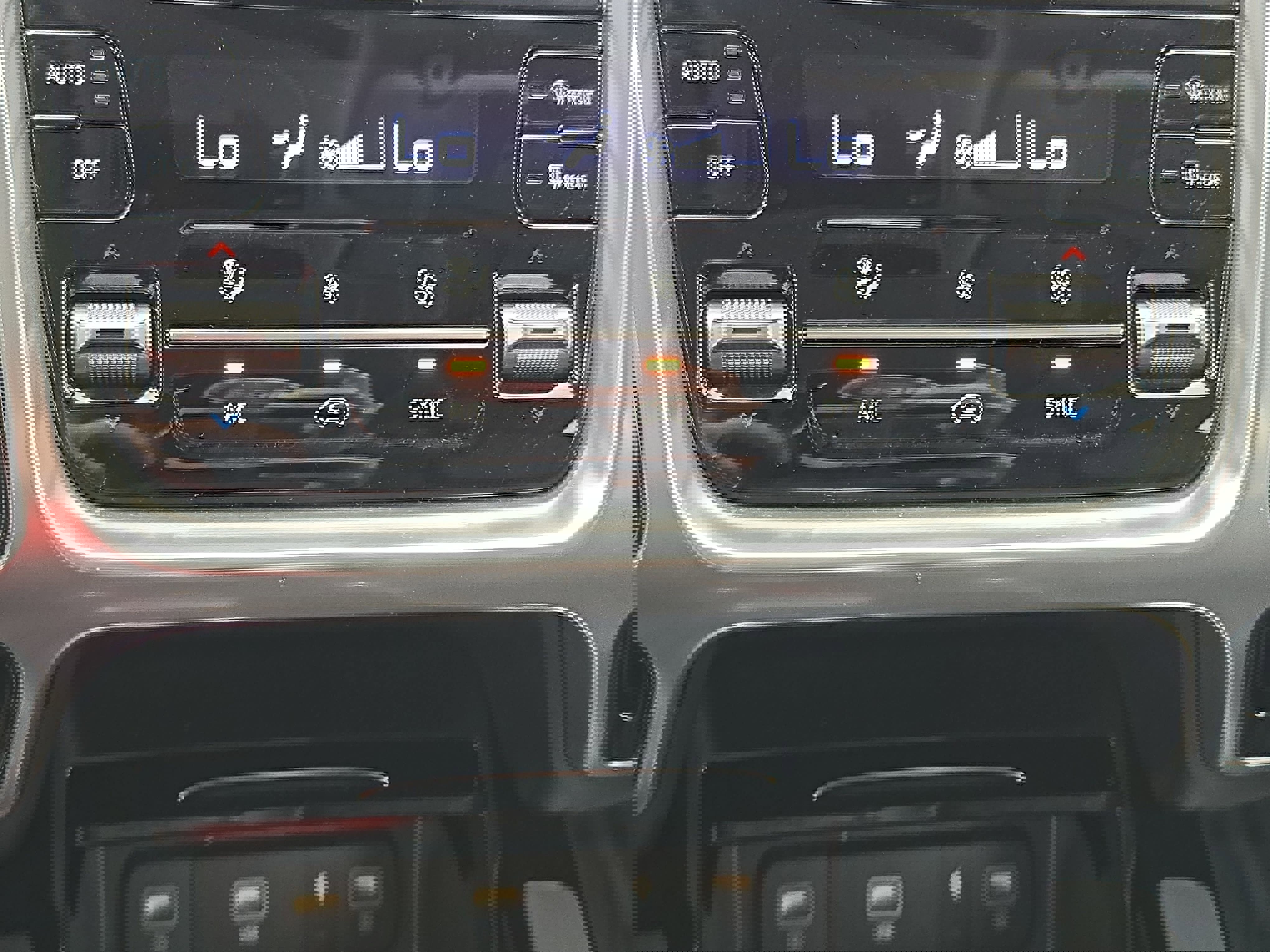 Used 2023 Kia Sorento SX image 25