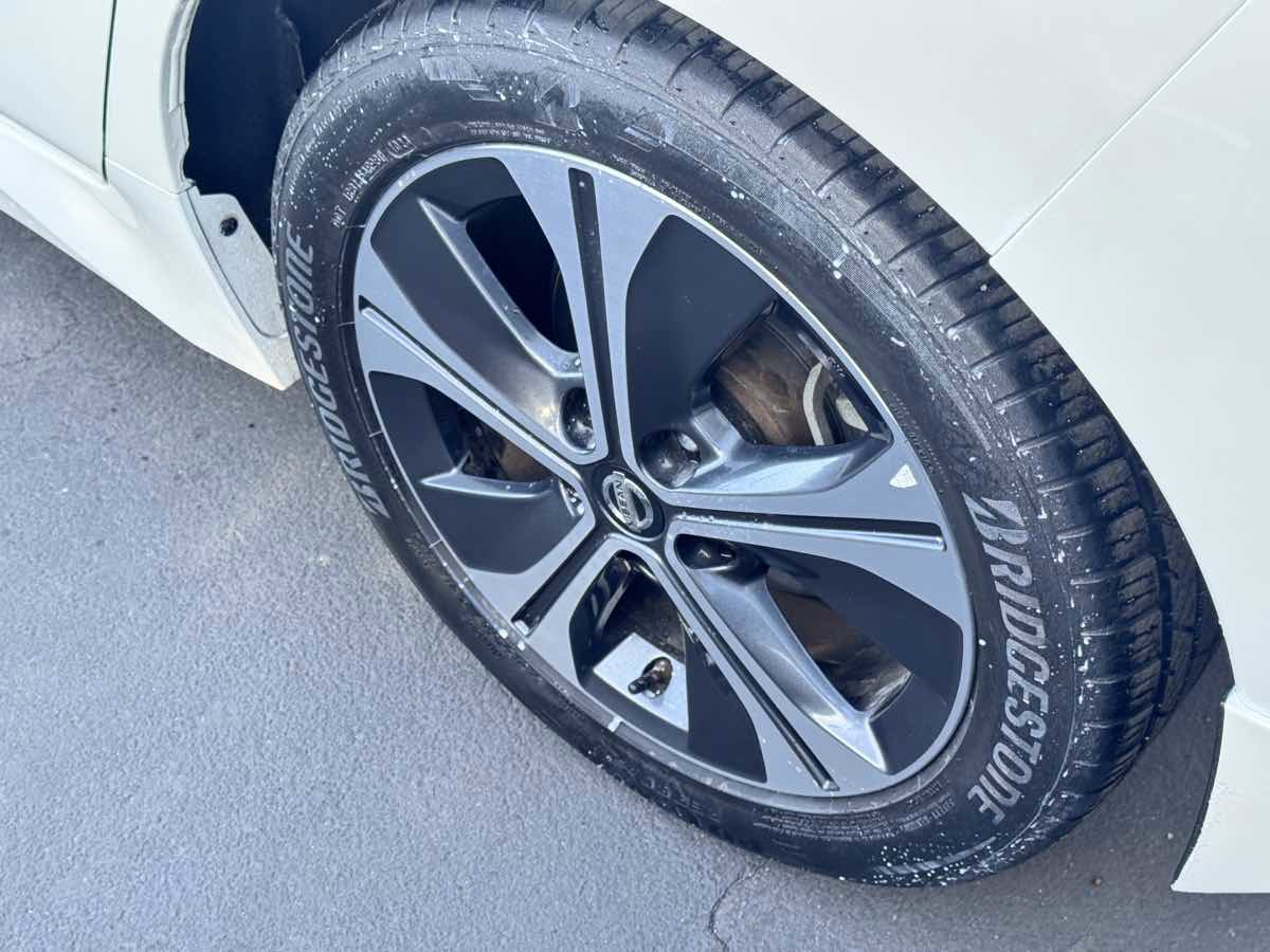 Used 2018 Nissan Leaf SV FWD image 24